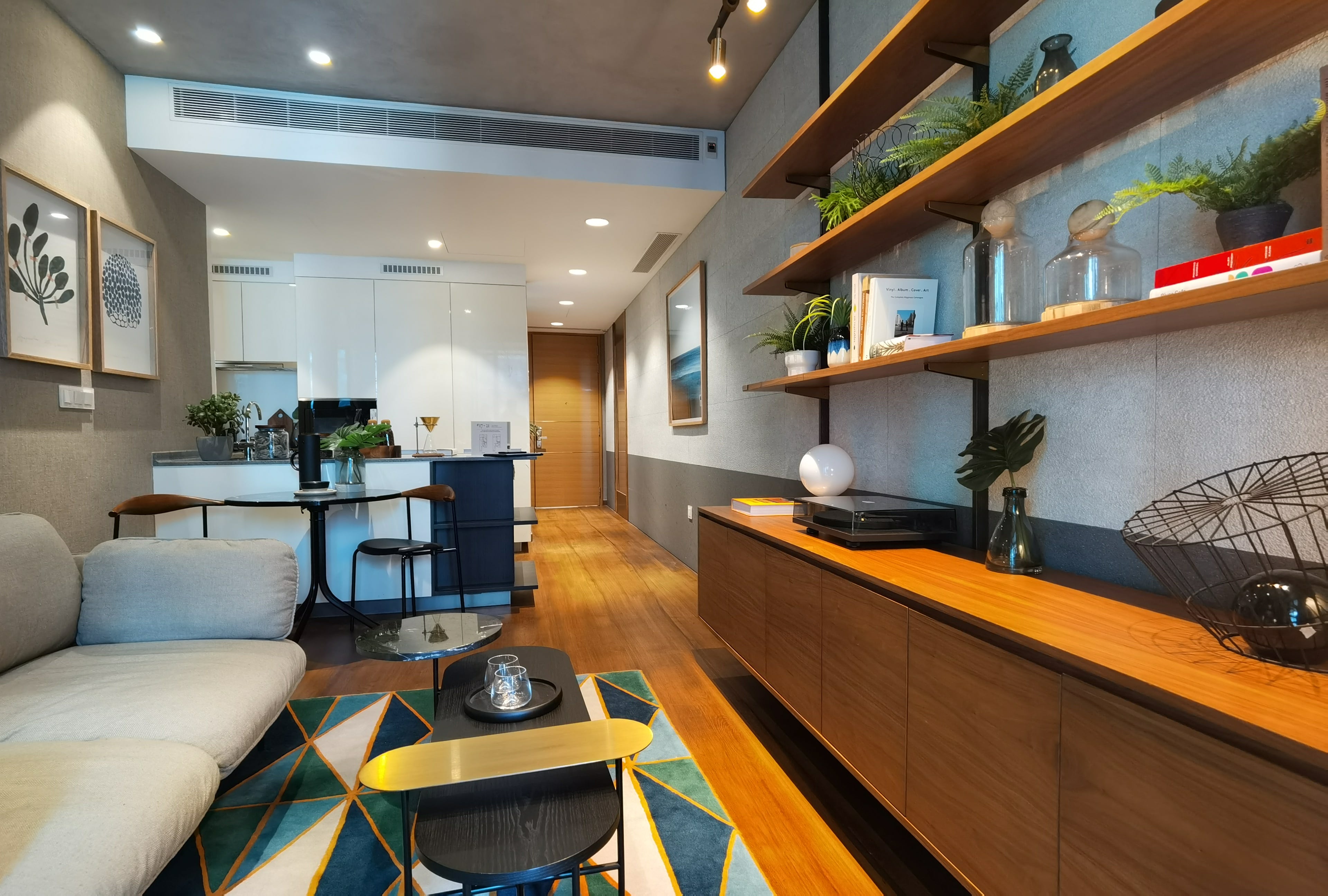 What a Feng Shui Master Looks at in an HDB Flat: Layouts, Windows, Doors & Flow of Qi